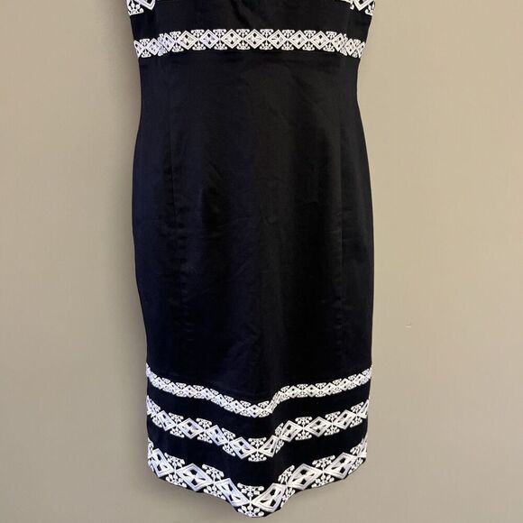 White House Black Market Black Dress Embroidered White Square Neck Strap- Size 6 - Picture 3 of 11